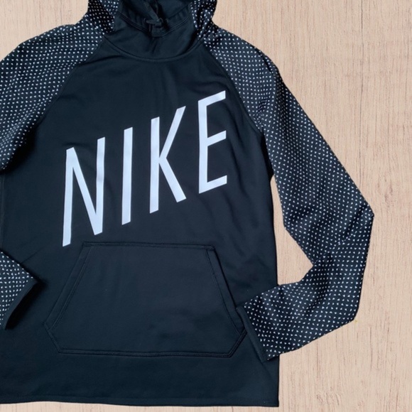 Women's Black Nike dri-fit hoodie - Picture 9 of 10